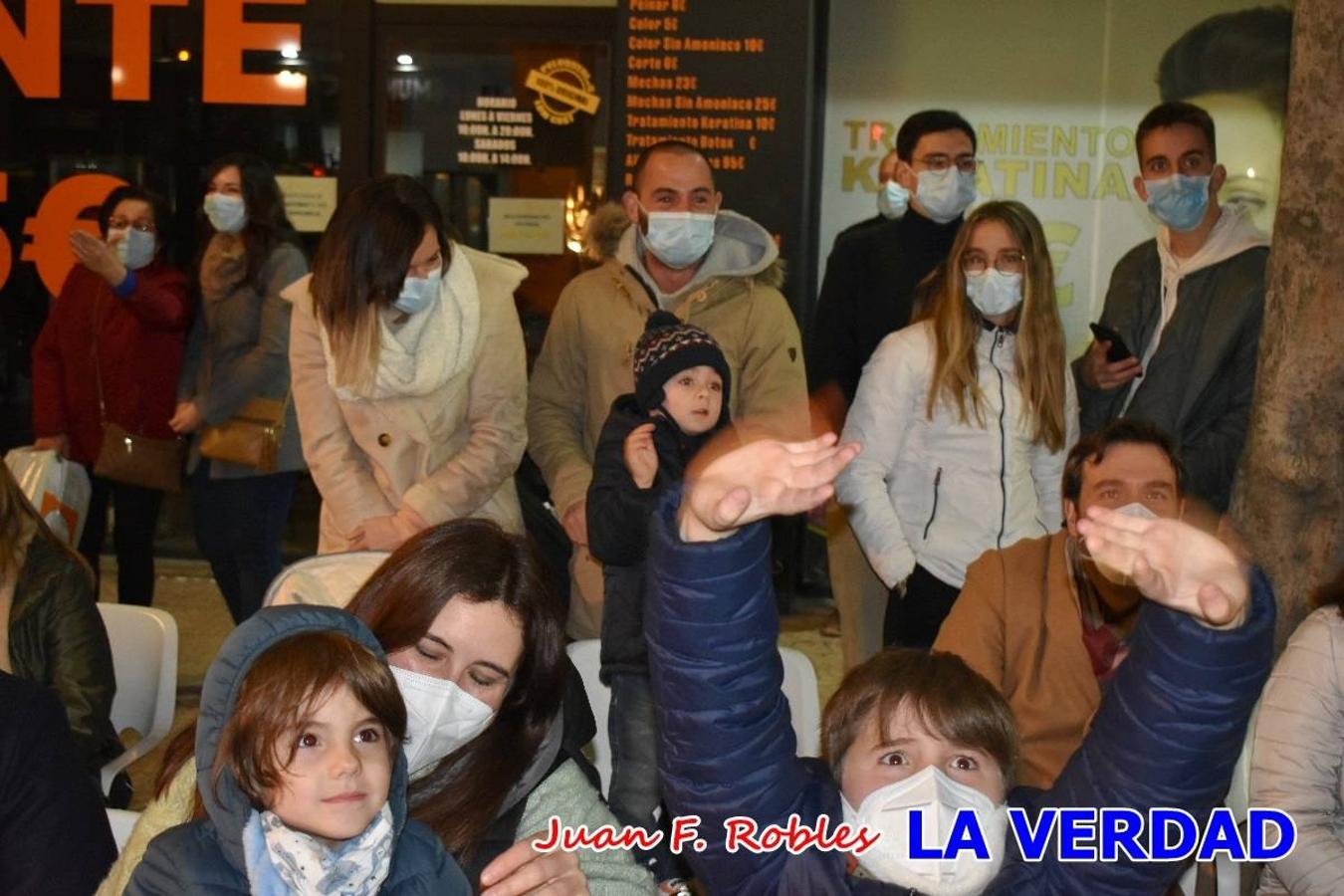 El Cortejo Real que precedía a las carrozas del Melchor, Gaspar y Baltasar, estaba compuesto por distintas carrozas, espectáculos musicales y personajes de fantasía. La Policía Local y el Cuerpo de Bomberos abrieron el recorrido, seguidos de Dafne Dance Academy, Goofy & Donald, Club Gymca VeraCruz, La Sirenita, Academia de Baile EDIG, Pinocho, Escuela de Baile de la Concejalía de Deportes, Las Mariposas, Escuela de Baile Ana, La Bella y la Bestia, la Guardia de Darth Vader y la Banda de Música La Compañía.