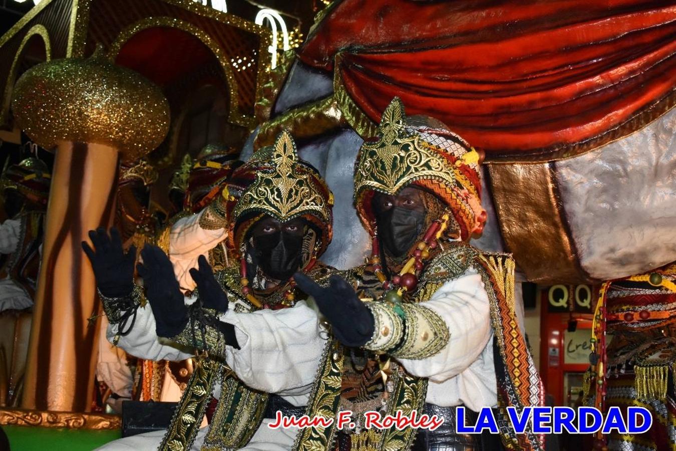 El Cortejo Real que precedía a las carrozas del Melchor, Gaspar y Baltasar, estaba compuesto por distintas carrozas, espectáculos musicales y personajes de fantasía. La Policía Local y el Cuerpo de Bomberos abrieron el recorrido, seguidos de Dafne Dance Academy, Goofy & Donald, Club Gymca VeraCruz, La Sirenita, Academia de Baile EDIG, Pinocho, Escuela de Baile de la Concejalía de Deportes, Las Mariposas, Escuela de Baile Ana, La Bella y la Bestia, la Guardia de Darth Vader y la Banda de Música La Compañía.