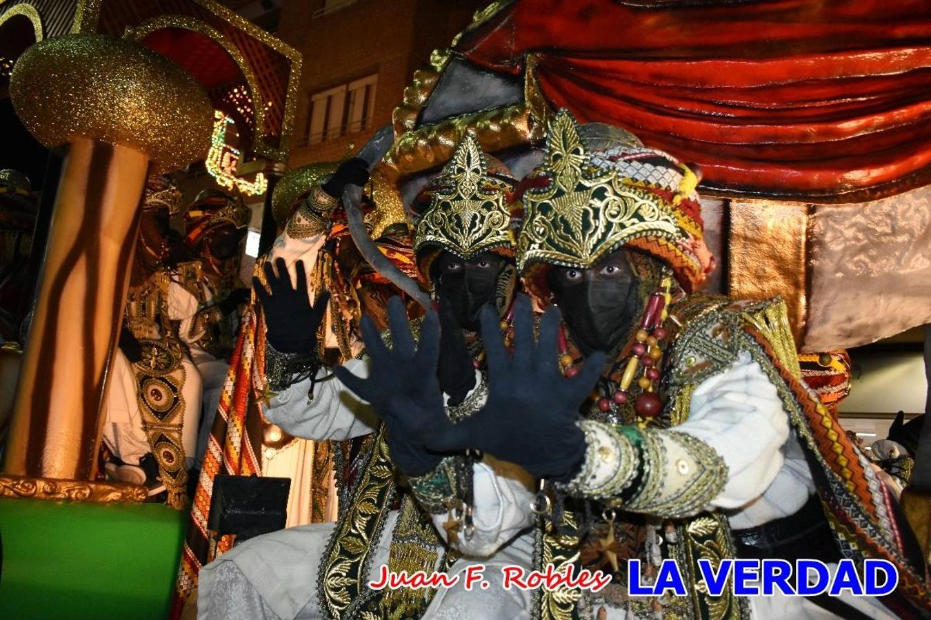 El Cortejo Real que precedía a las carrozas del Melchor, Gaspar y Baltasar, estaba compuesto por distintas carrozas, espectáculos musicales y personajes de fantasía. La Policía Local y el Cuerpo de Bomberos abrieron el recorrido, seguidos de Dafne Dance Academy, Goofy & Donald, Club Gymca VeraCruz, La Sirenita, Academia de Baile EDIG, Pinocho, Escuela de Baile de la Concejalía de Deportes, Las Mariposas, Escuela de Baile Ana, La Bella y la Bestia, la Guardia de Darth Vader y la Banda de Música La Compañía.