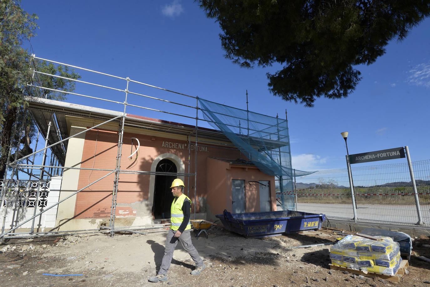 Fotos: Adif remodela Archena como estación término con Madrid ante el próximo corte de la línea