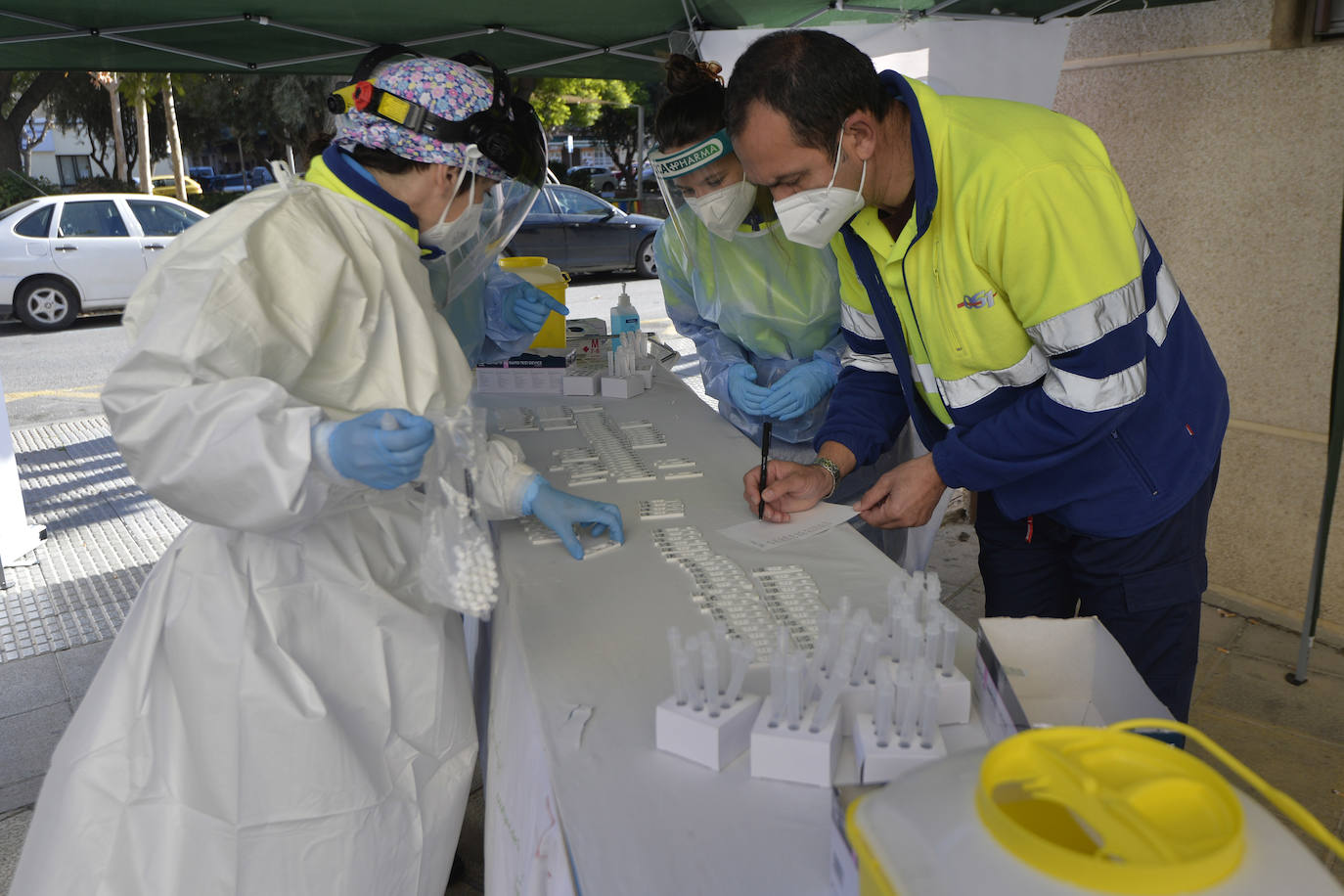 Fotos: Cribado en el servicio de Urgencia de Atención Primaria de San Andrés (Murcia)