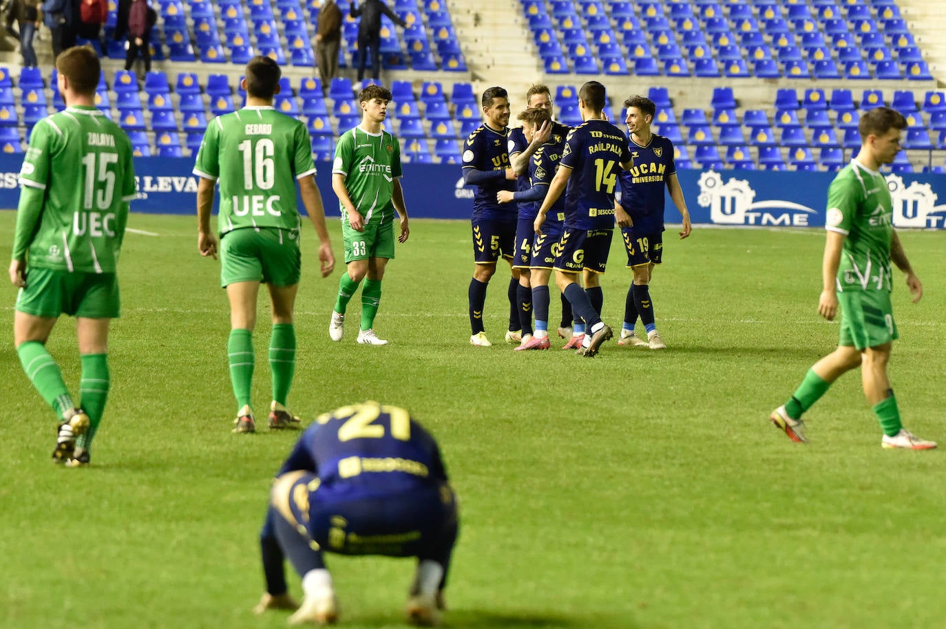 Fotos: La victoria del UCAM ante el Cornellá, en imágenes