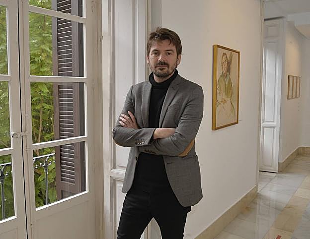 Rafael Fuster, que ocupa la dirección del Museo Gaya desde el pasado noviembre, ayer, en la institución. 