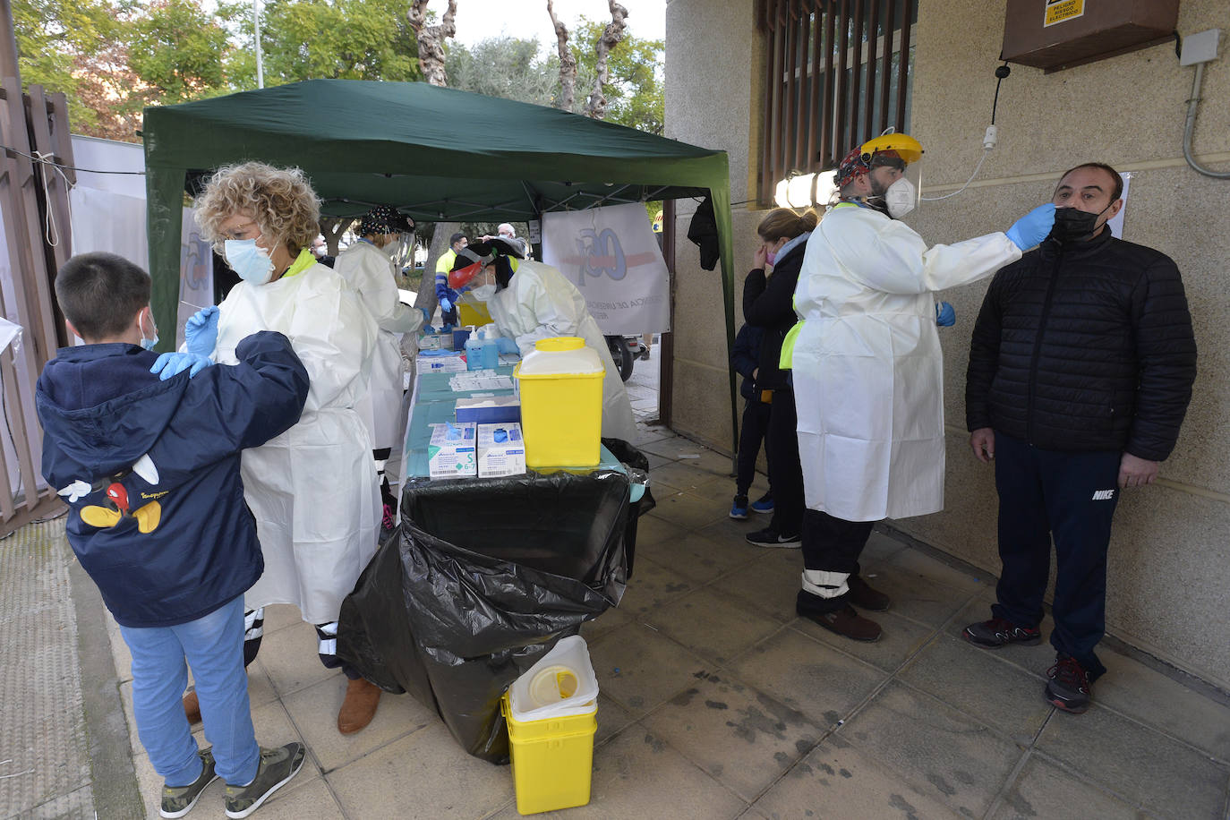 Fotos: Test de antígenos en el centro de salud de San Andrés de Murcia