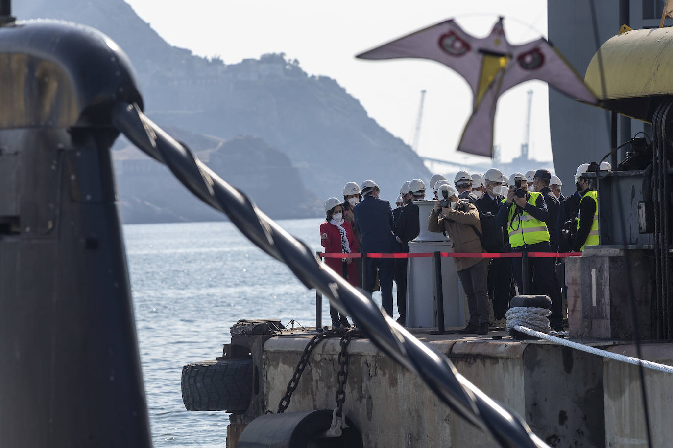 Fotos: Visita de la ministra de Defensa al astillero de Navantia en Cartagena