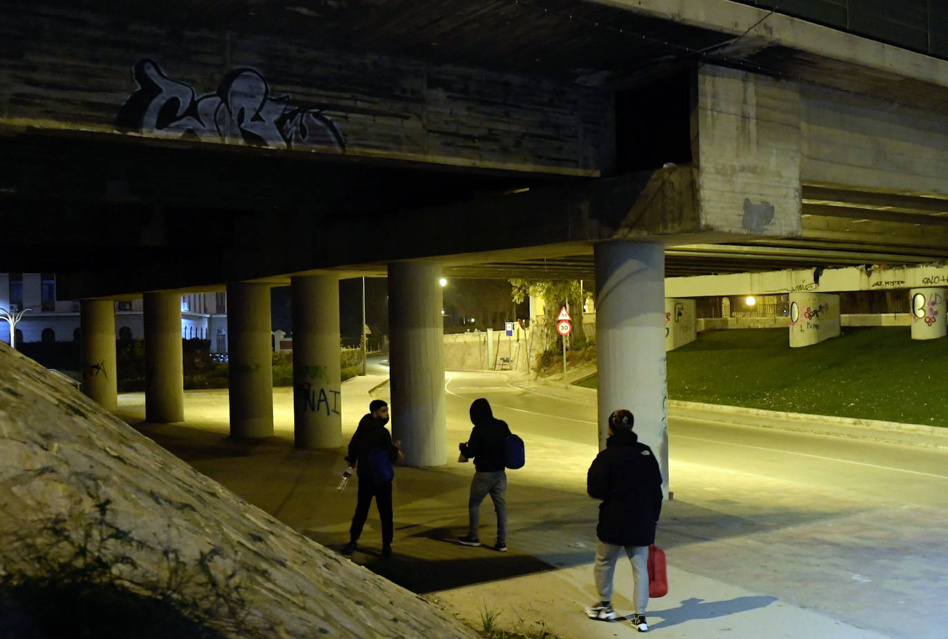 Fotos: El Semas asiste a más de 70 personas sin hogar durante la &#039;operación frío&#039;