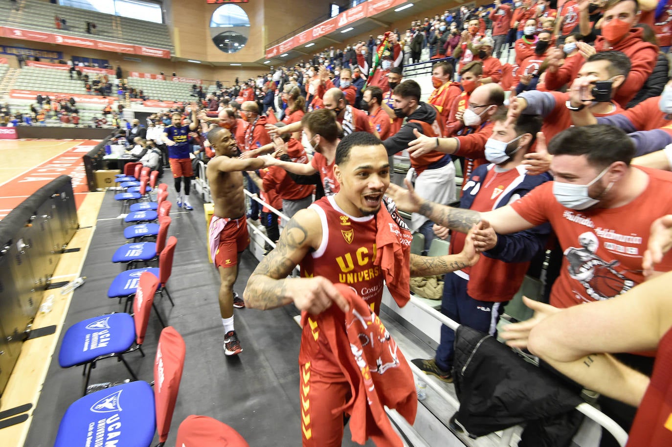 Fotos: El UCAM supera al Tenerife y se clasifica para la Copa del Rey