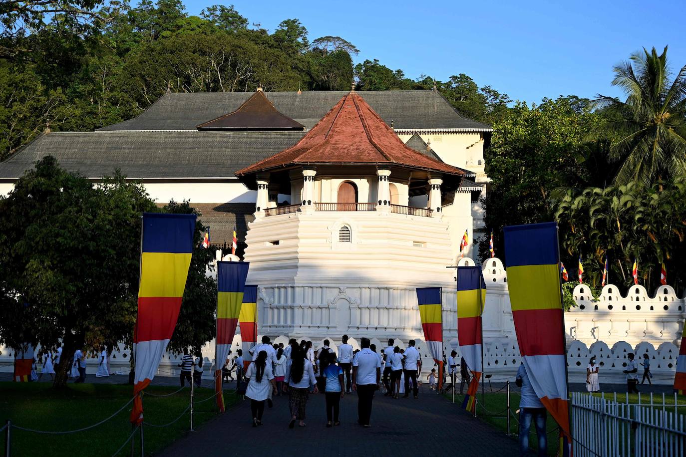 Fotos: Procesión religiosa en Sri Lanka