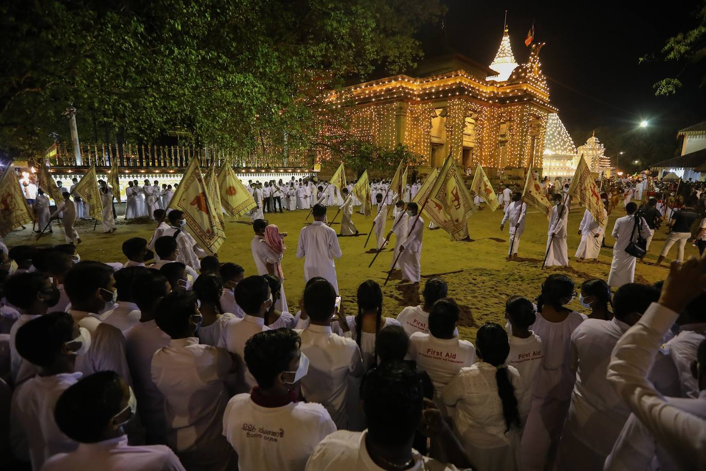 Fotos: Procesión religiosa en Sri Lanka