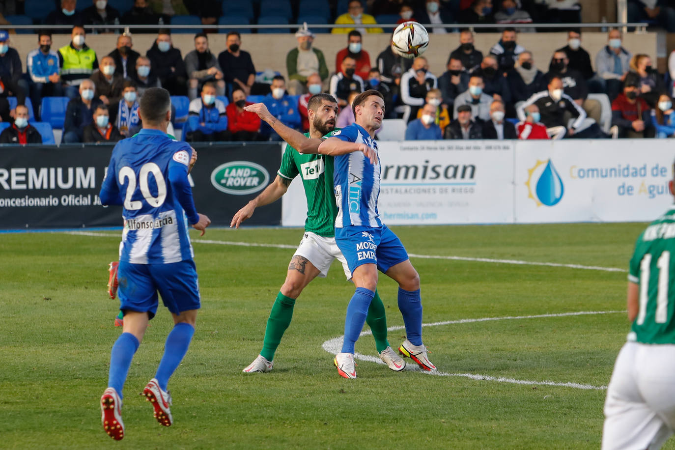 Fotos: El Águilas no detiene su caída