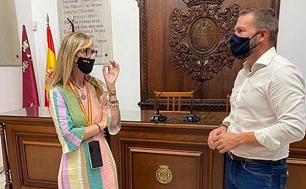 Pascual Salvador veta una declaración de condena de la Asamblea Regional