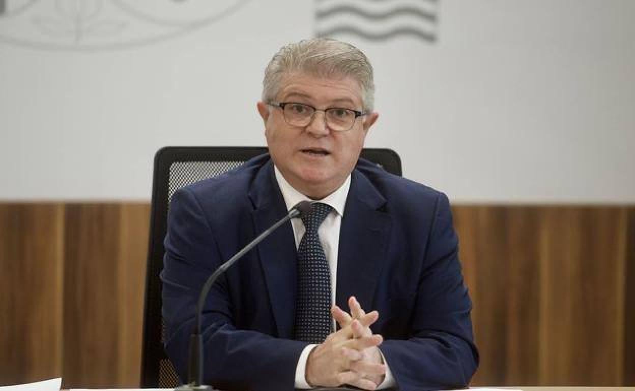 El delegado del Gobierno en la Región de Murcia, José Vélez, en una imagen de archivo.