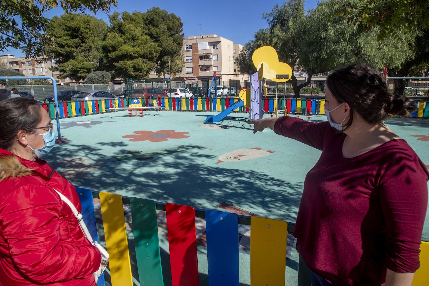 Fotos: Parques infantiles deteriorados en Cartagena