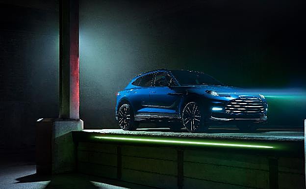 Aston Martin DBX707, el SUV de lujo más potente del mundo