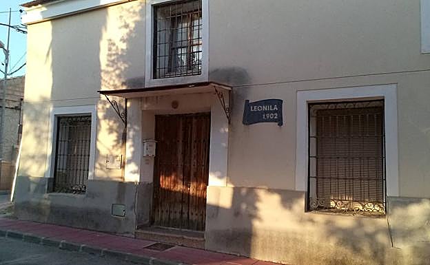 Las Peñetas. La casa donde nació Herminia en Ribera de Molina.