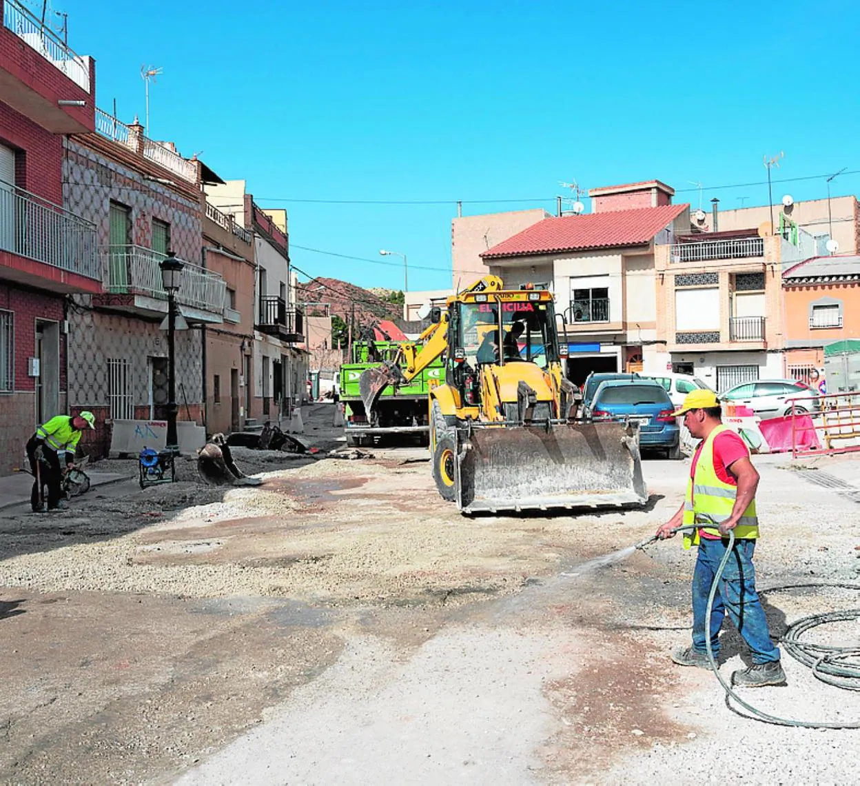 La reforma urbana de la calle Abellaneda de Lorca, en San Cristóbal, se  retrasa hasta el mes de abril | La Verdad