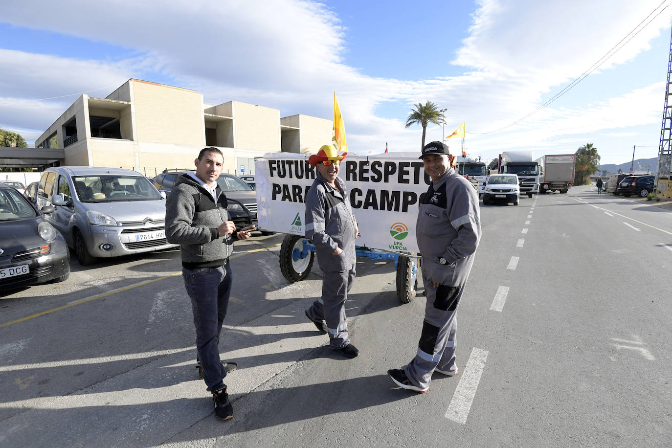 Fotos: Los agricultores salen a la calle en Murcia por la mejora del sector