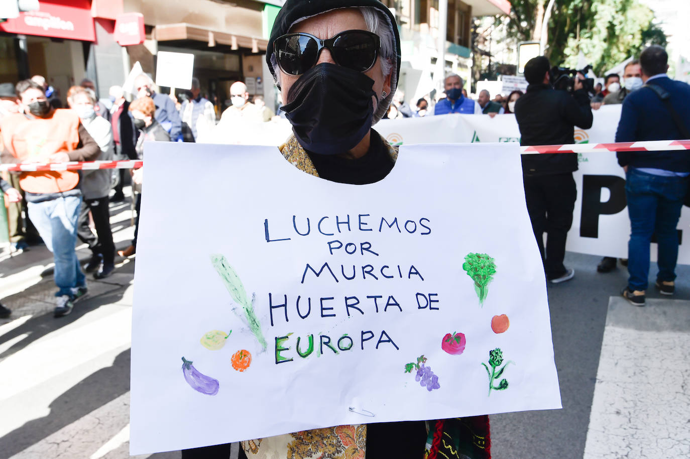 Fotos: Los agricultores salen a la calle en Murcia por la mejora del sector