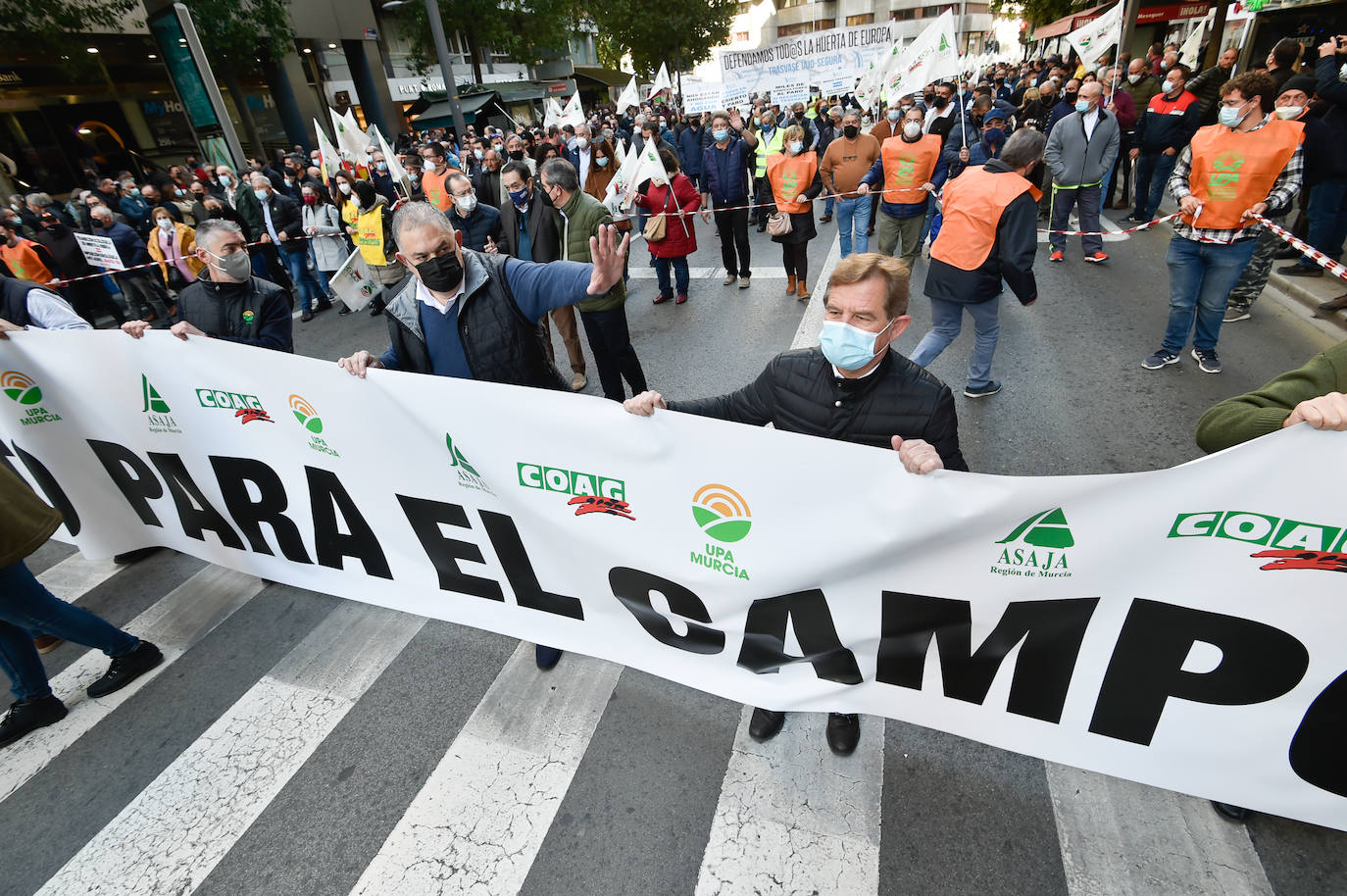 Fotos: Los agricultores salen a la calle en Murcia por la mejora del sector