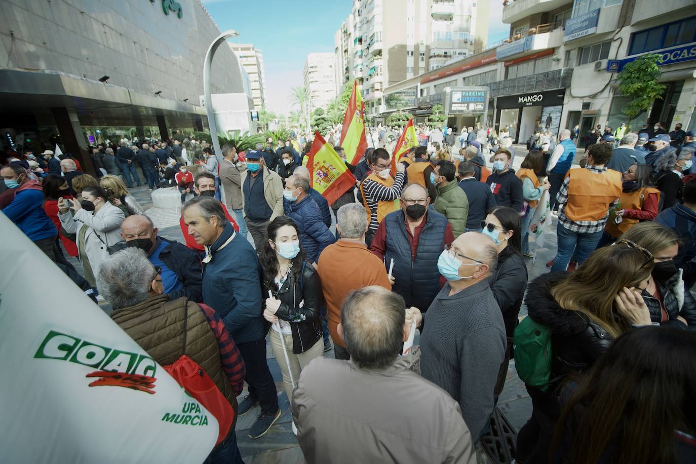 Fotos: Los agricultores salen a la calle en Murcia por la mejora del sector