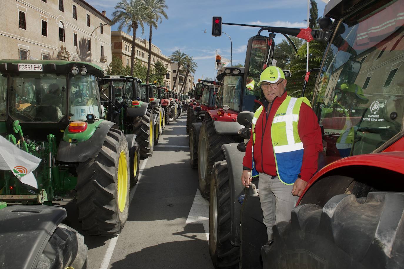 Fotos: Los agricultores salen a la calle en Murcia por la mejora del sector