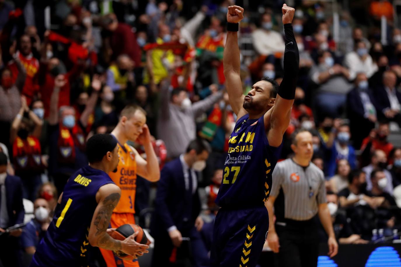 Fotos: La victoria del UCAM Murcia contra el Valencia Basket, en imágenes