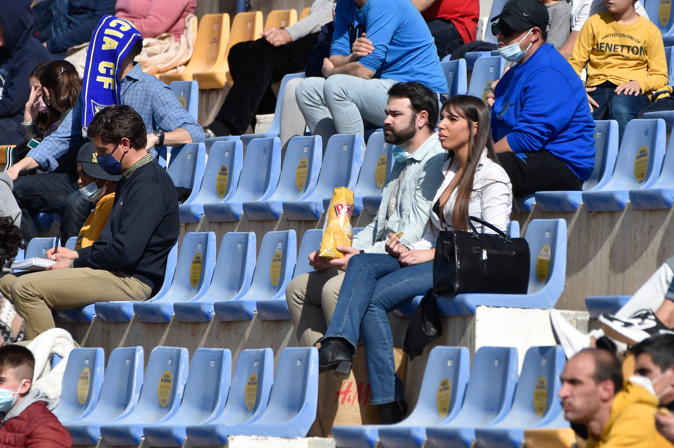 Fotos: Búscate en el partido de la UCAM contra el Sabadell en la Condomina