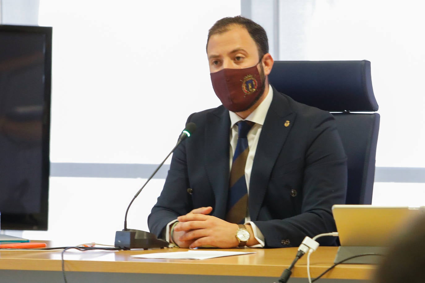 Fotos: El Pleno de Lorca aprueba la moción que afecta a la distancia de las granjas porcinas