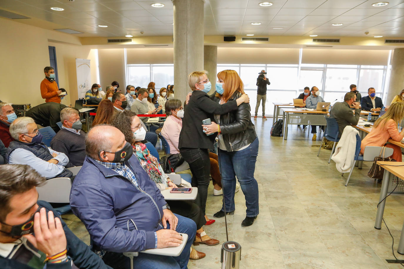 Fotos: El Pleno de Lorca aprueba la moción que afecta a la distancia de las granjas porcinas