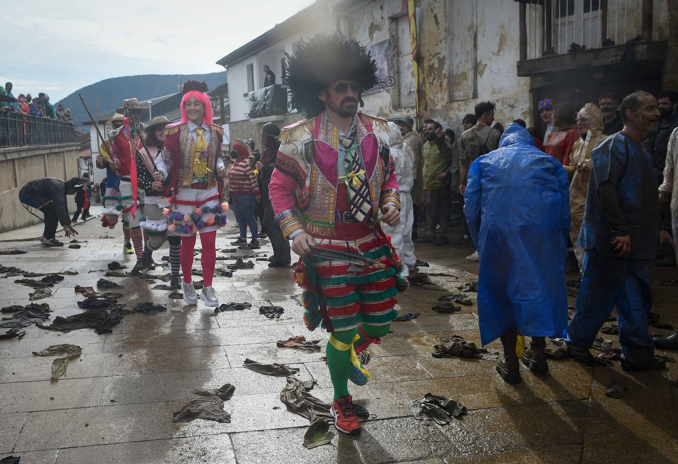 Fotos: Laza recupera las hormigas rabiosas
