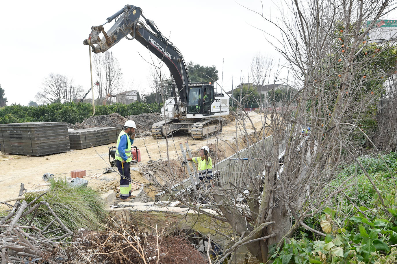 Fotos: Obras en la acequia de Benetúcer