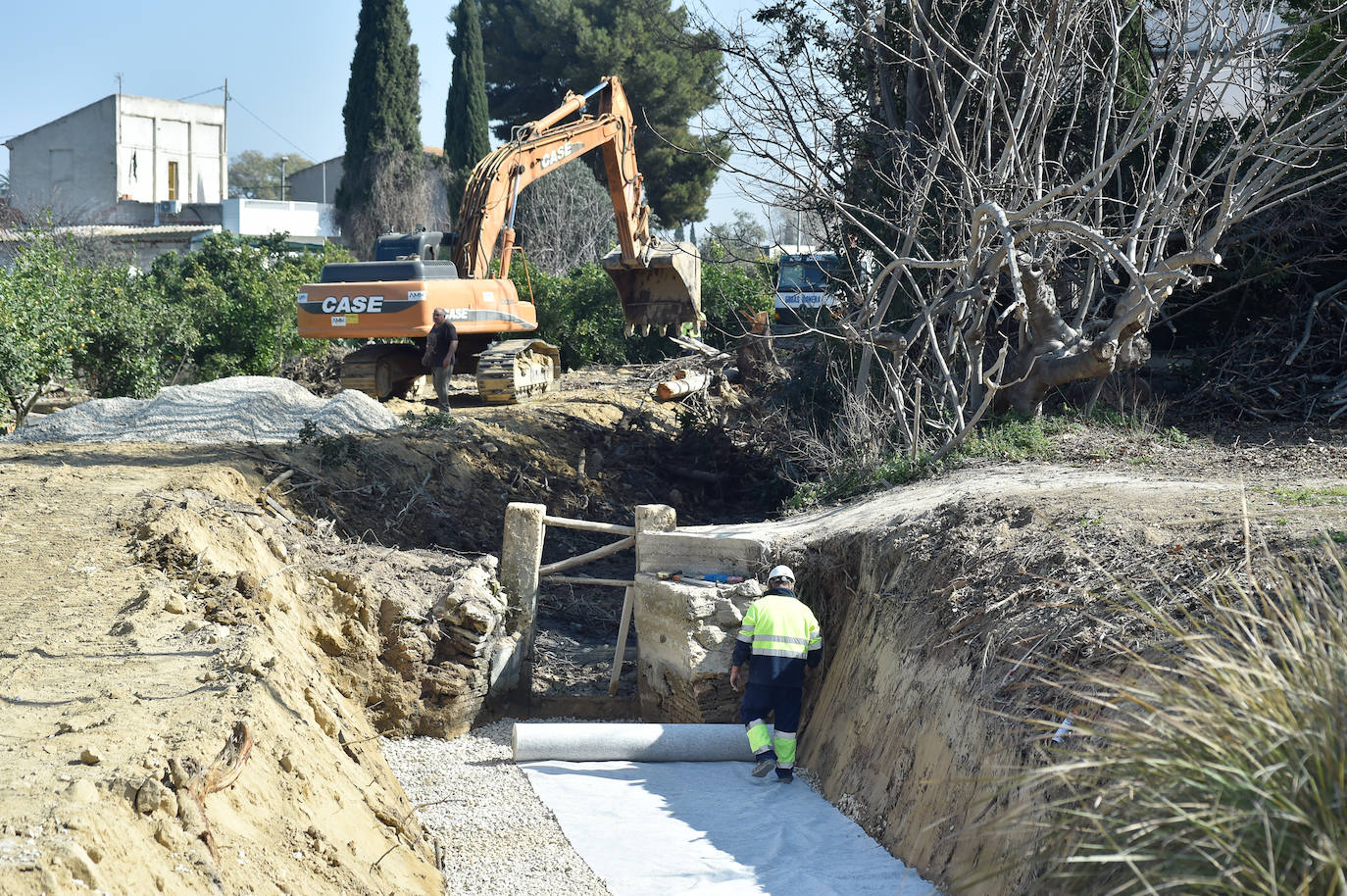 Fotos: Obras en la acequia de Benetúcer