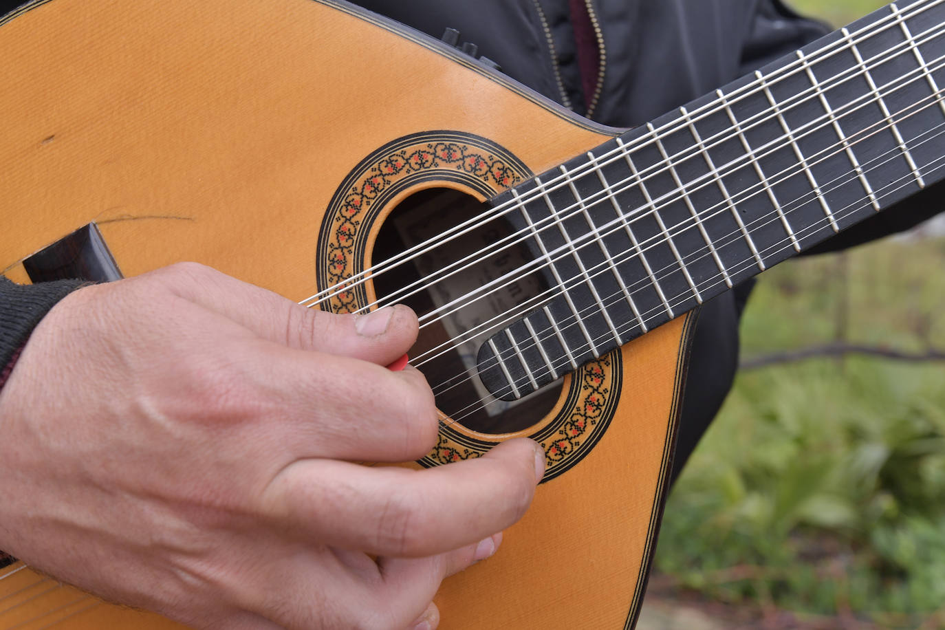 Fotos: Las cuadrillas desafían a la lluvia con sus cantes en Torreagüera