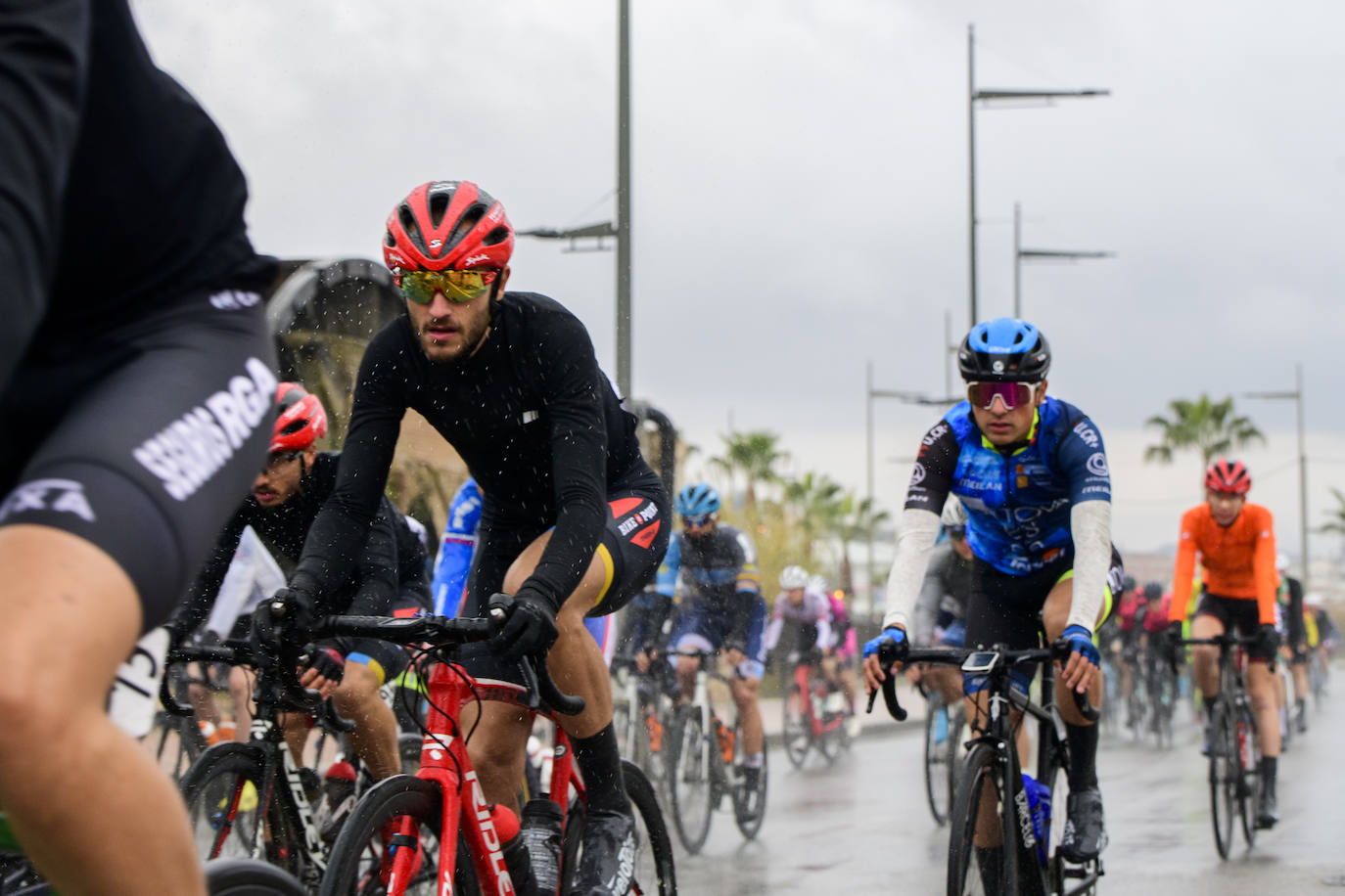 Fotos: Polémica por la presencia de un equipo ruso en el Trofeo Guerrita