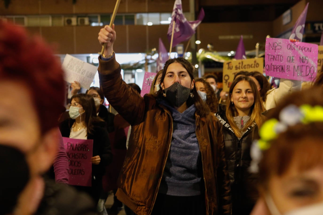 Fotos: La marcha del 8M en Lorca, en imágenes