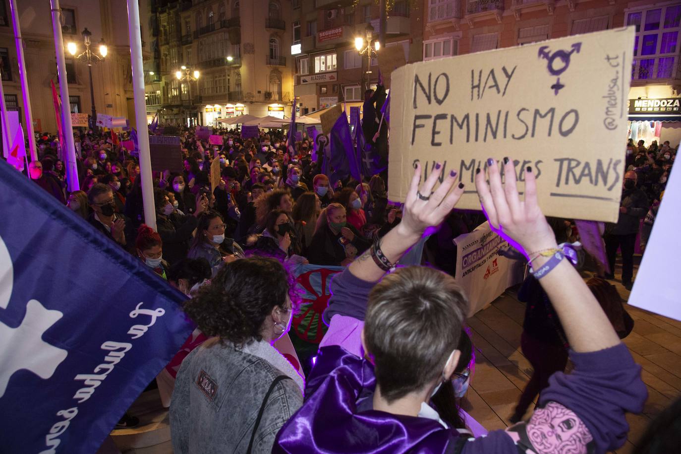 Fotos: Las mujeres se manifiestan en Cartagena