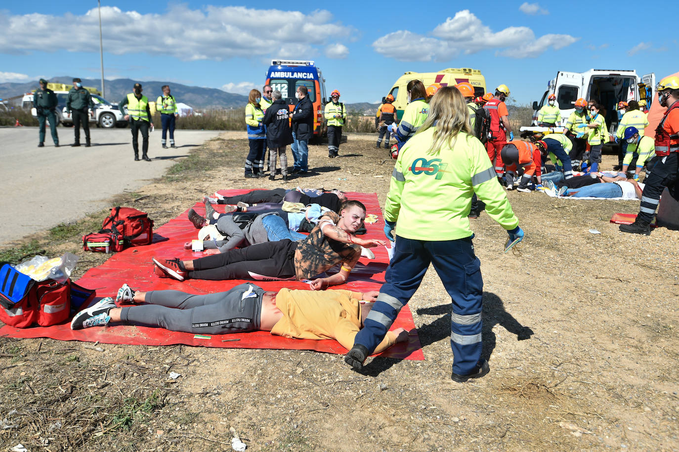 Fotos: Simulacro de accidente aéreo en Corvera para coordinar los servicios implicados en la emergencia