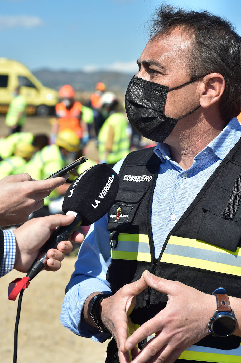 Fotos: Simulacro de accidente aéreo en Corvera para coordinar los servicios implicados en la emergencia