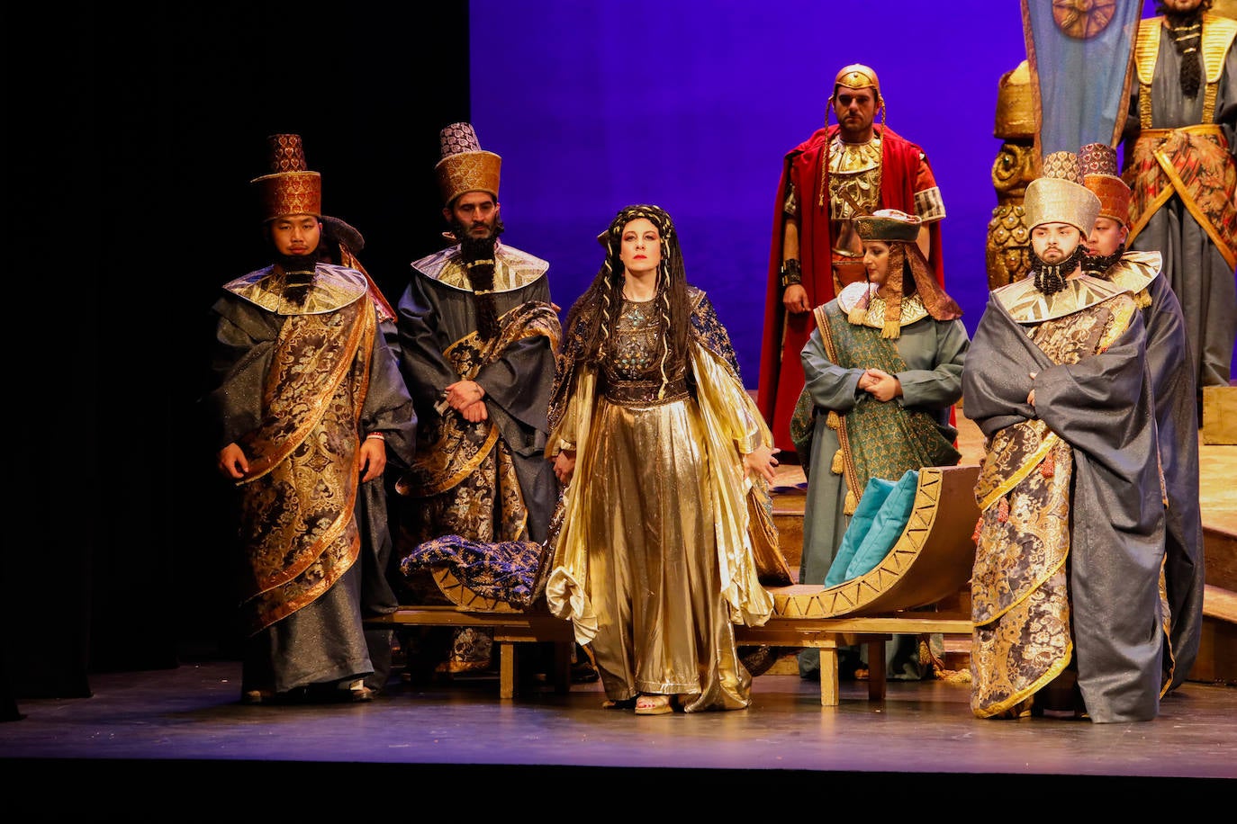 Fotos: Homenaje a Ucrania en el aniversario de &#039;Nabucco&#039; en el teatro Guerra de Lorca