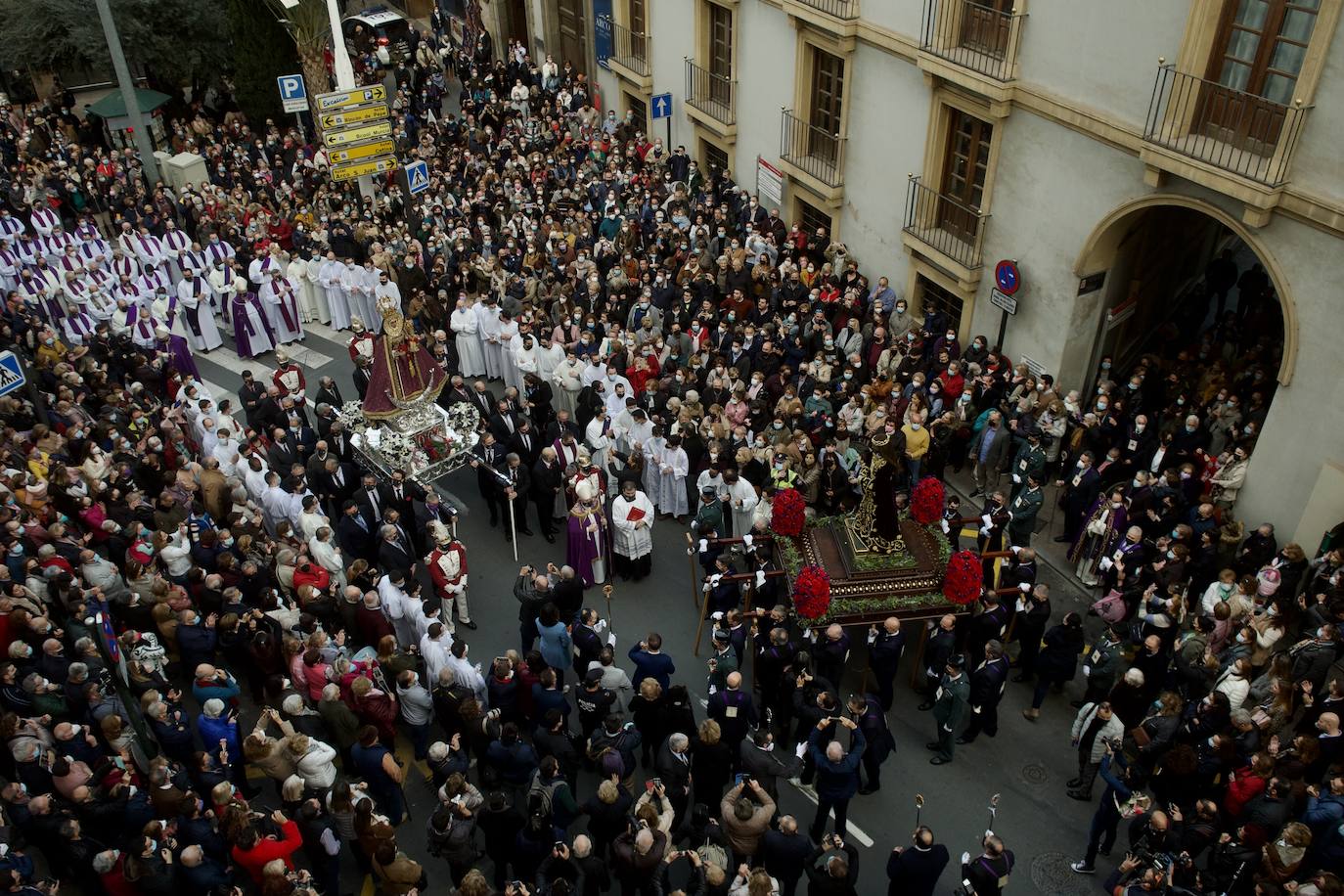 Fotos: Una procesión para la historia de Murcia el día en que la Morenica no pudo bajar del santuario