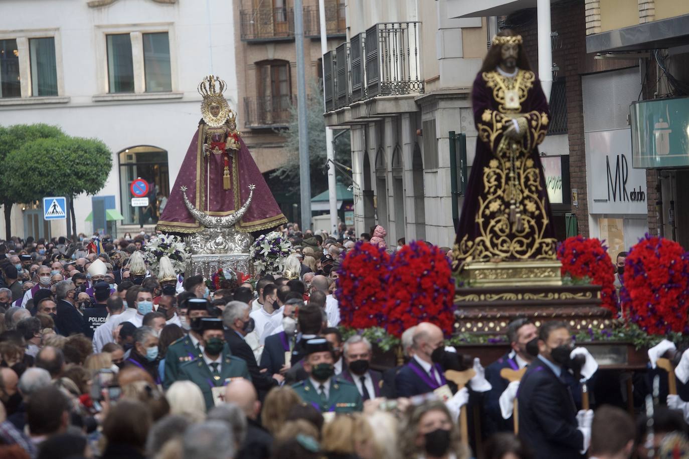 Fotos: Una procesión para la historia de Murcia el día en que la Morenica no pudo bajar del santuario