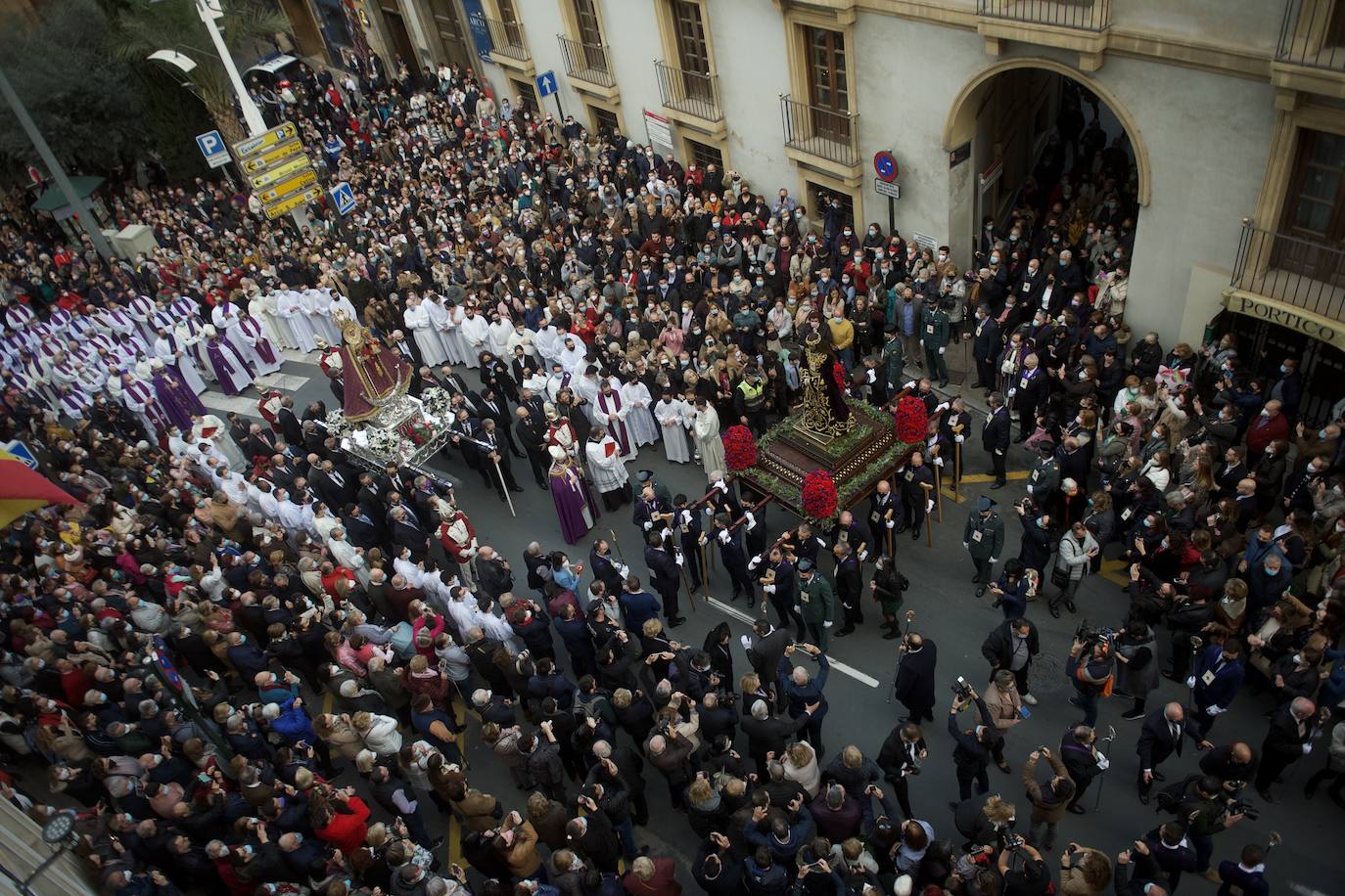 Fotos: Una procesión para la historia de Murcia el día en que la Morenica no pudo bajar del santuario