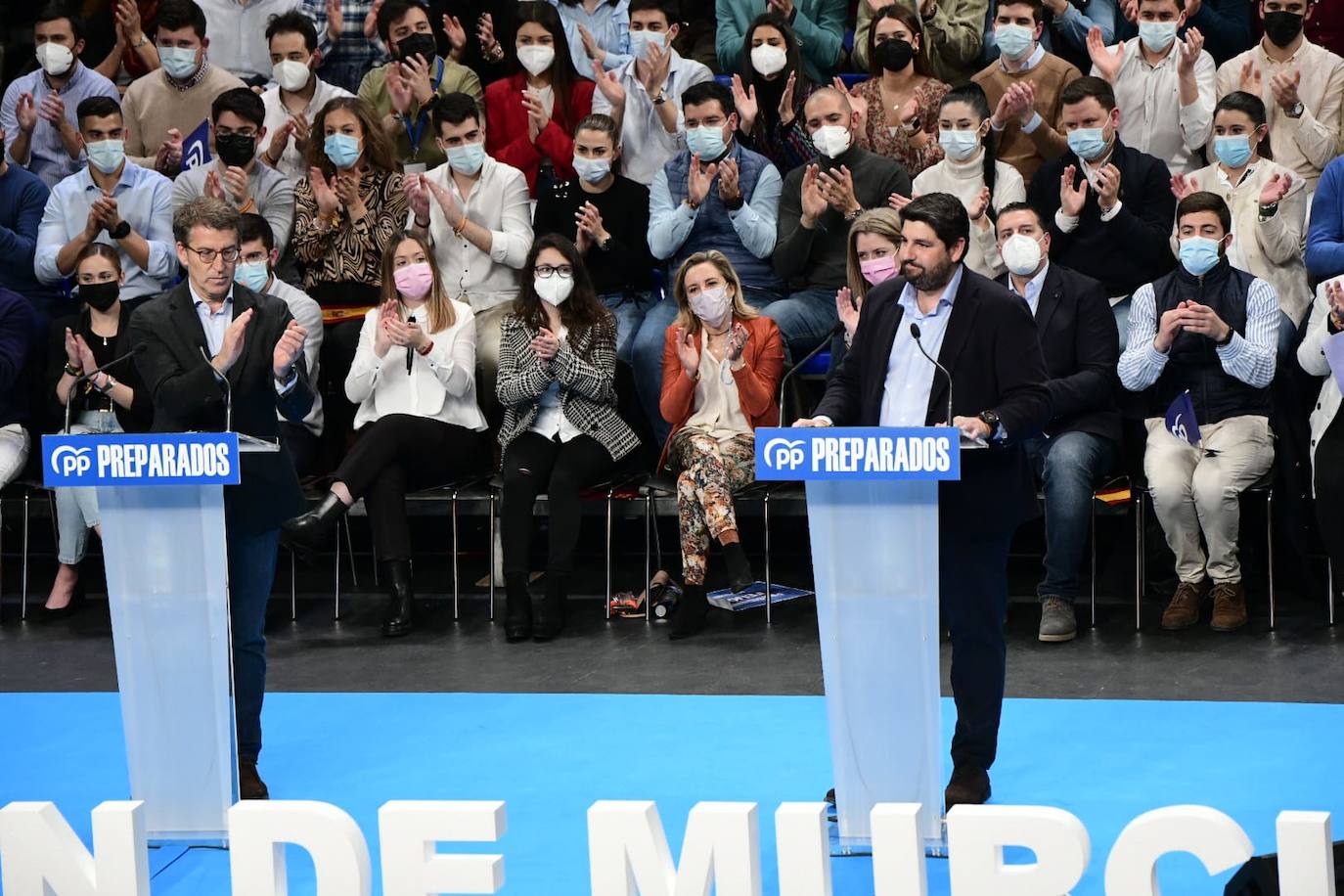 Fotos: Las imágenes del acto de Feijóo en el Teatro Circo de Murcia