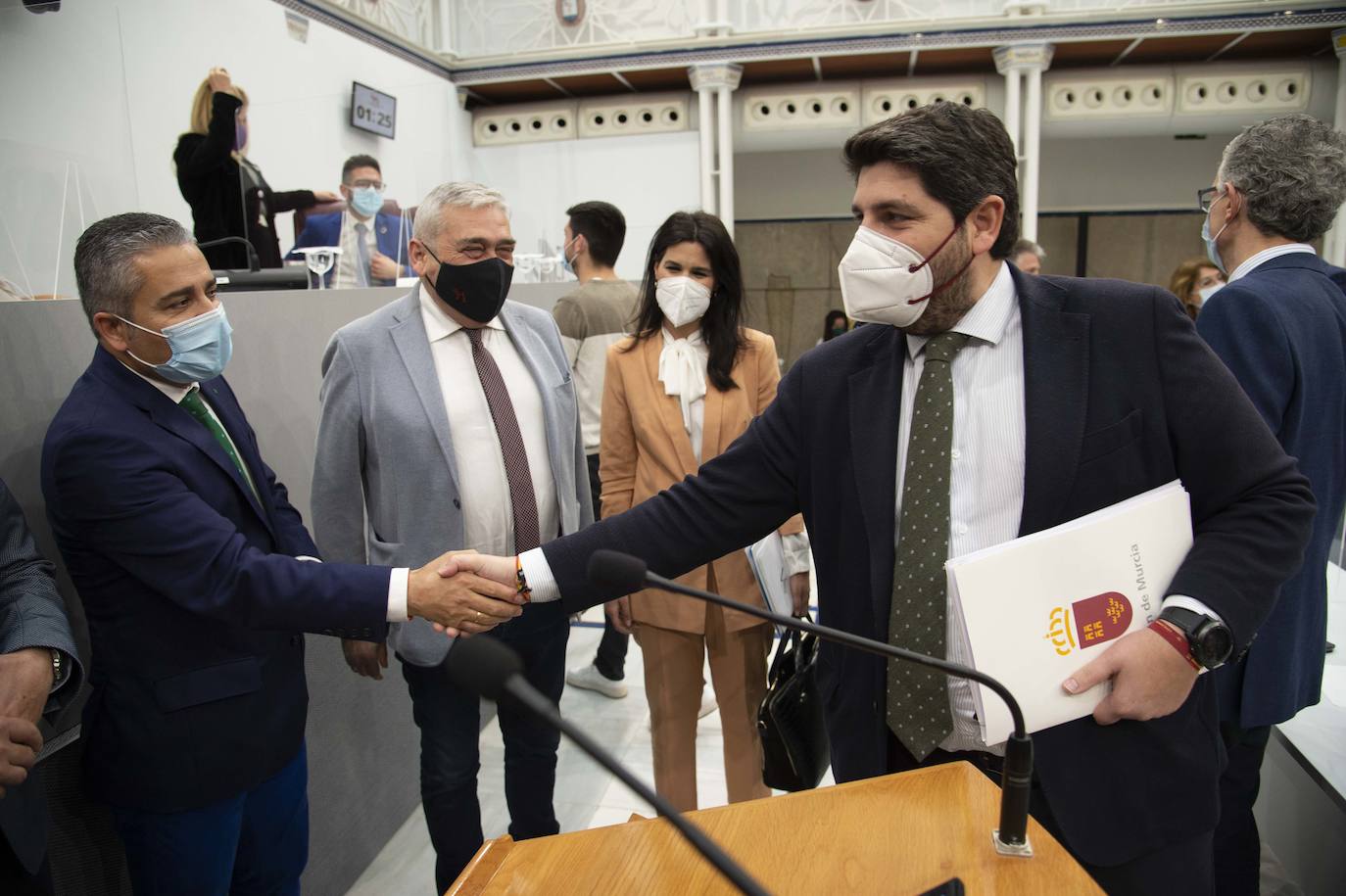 Fotos: Miras respalda en la Asamblea que el Mar Menor tenga personalidad jurídica