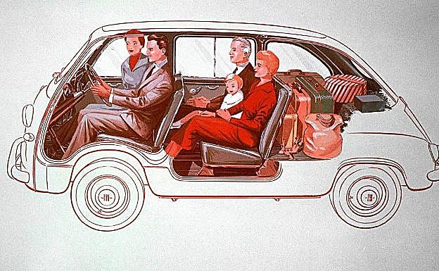 Podía llevar cinco plazas con equipaje o bien tres filas de dos asientos cada una