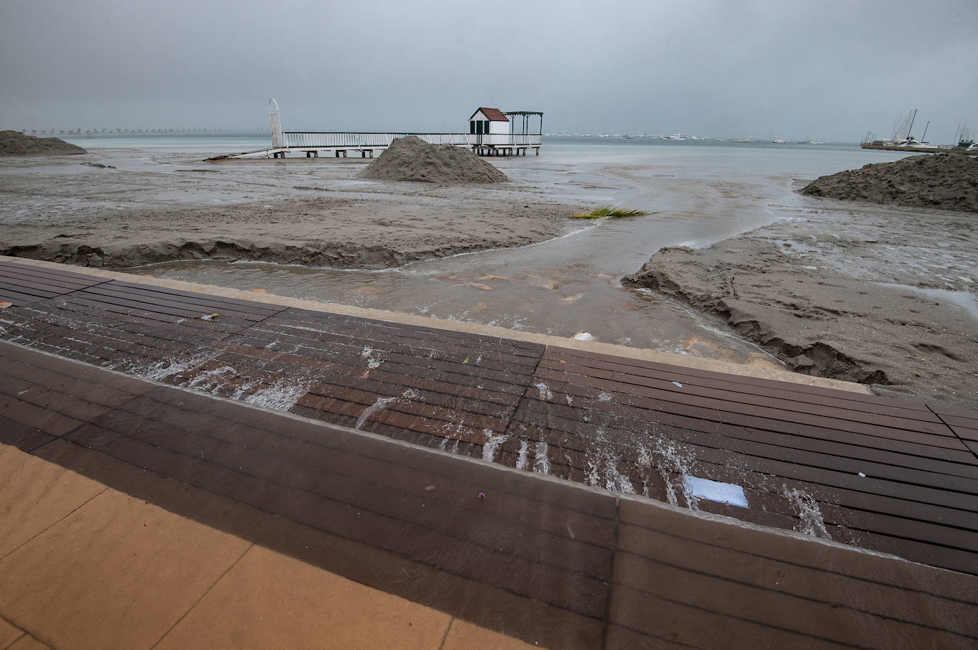 Fotos: La lluvia provoca desprendimientos, caminos inundados y carreteras cortadas en varios puntos de la Región