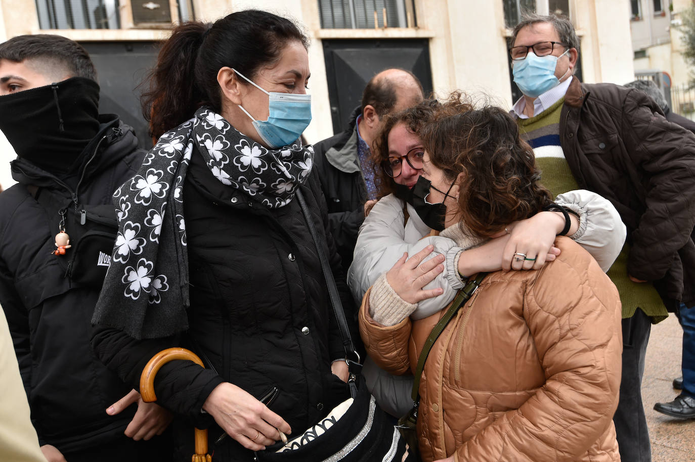 Fotos: Arranca el juicio contra los jóvenes acusados de causar daños en las vías del tren a su paso por Murcia