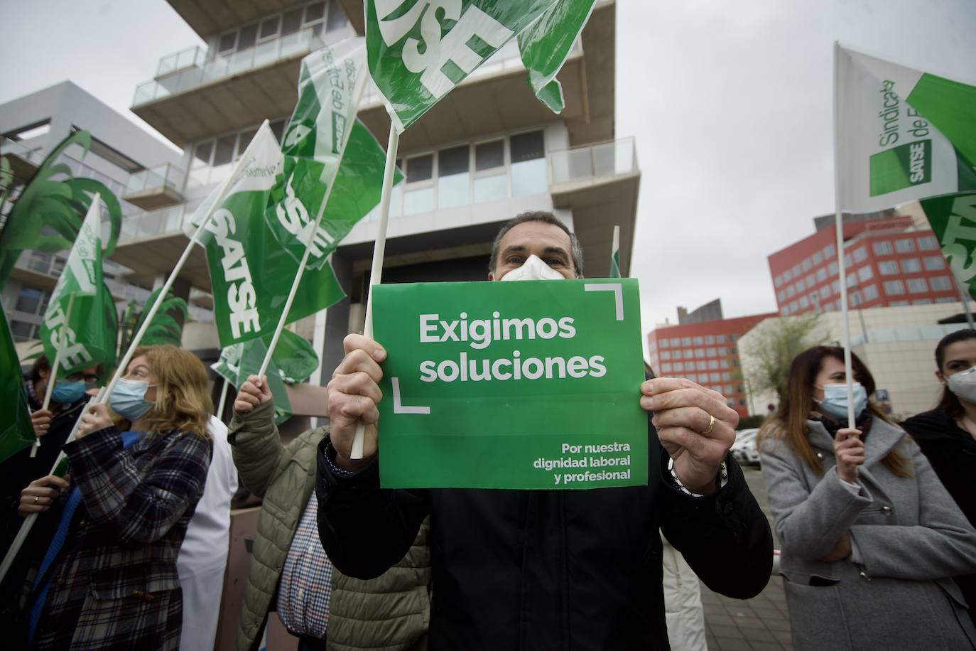 Fotos: Concentración de Satse contra los recortes en los refuerzos Covid