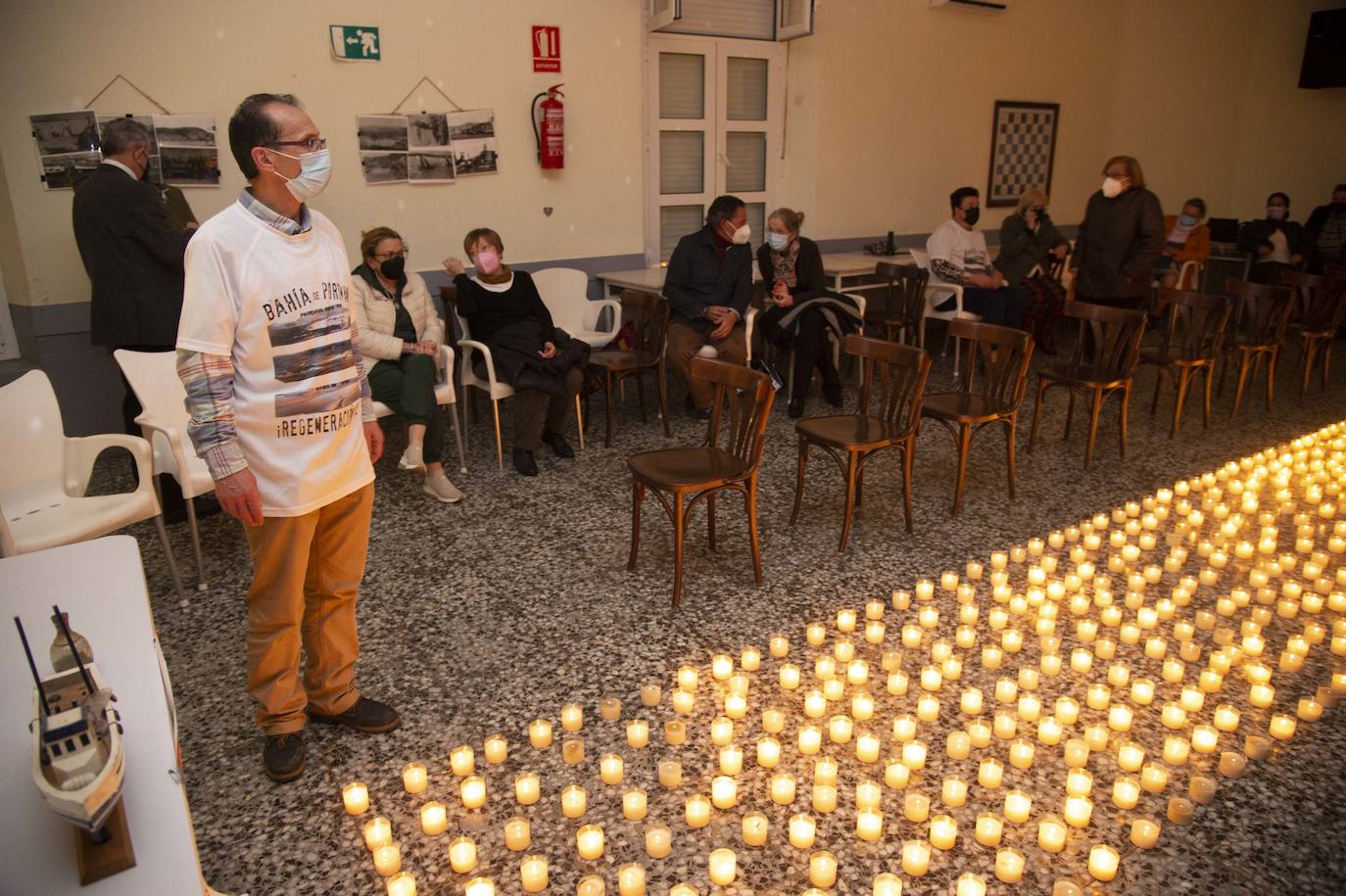 Fotos: Velas de esperanza en Portmán