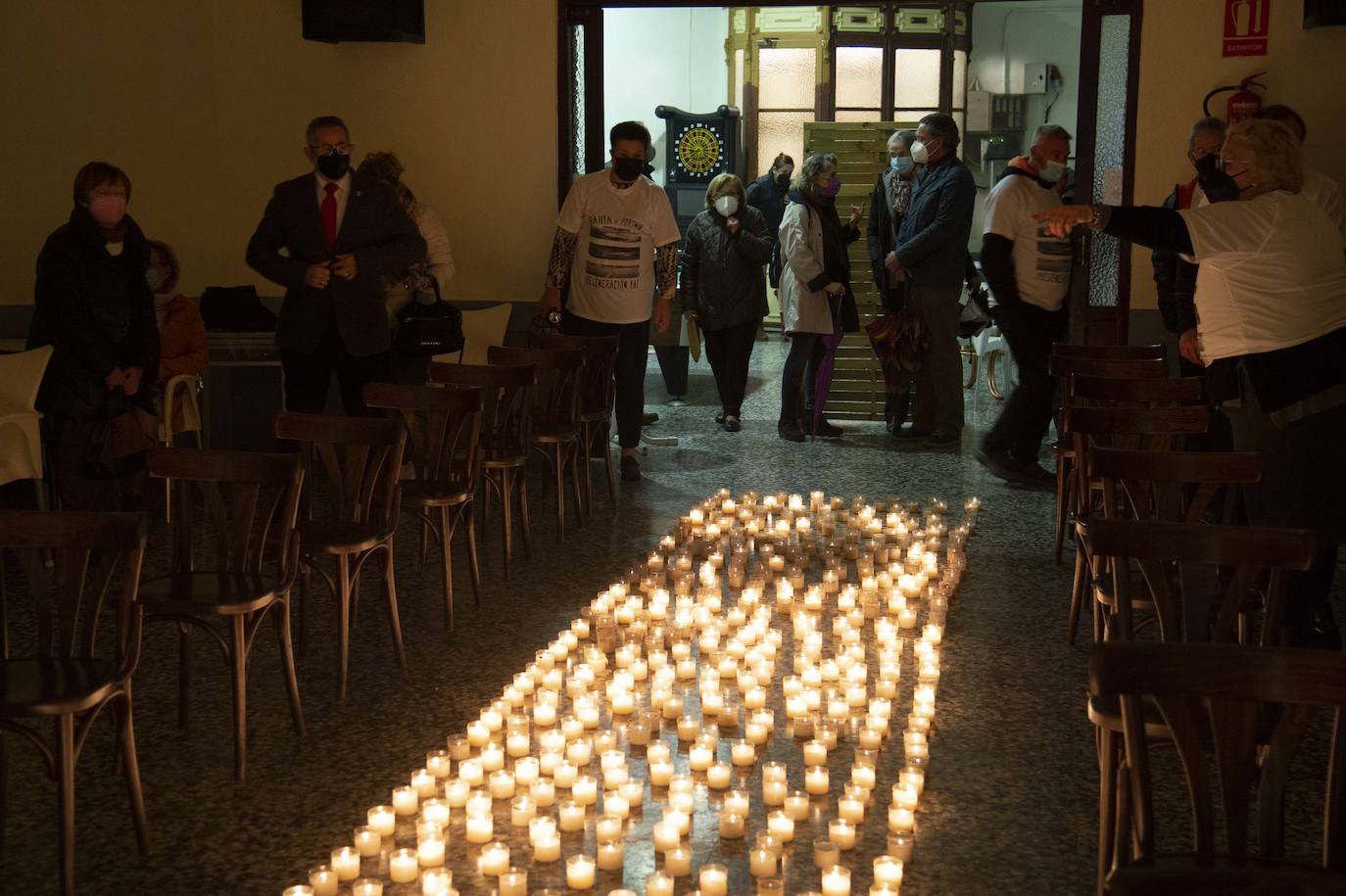 Fotos: Velas de esperanza en Portmán